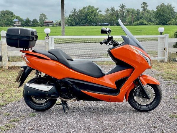 Honda Forza300 ปี2016 สีส้ม รูปที่ 3